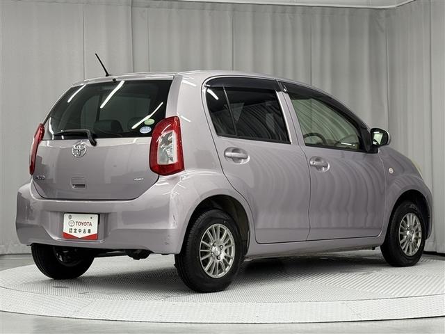 パッソ X 4WD メモリーナビ ワンセグ アルミホイール キーレス 横滑り防止機能 ベンチシート(4枚目)