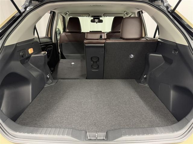 ヤリスクロス ハイブリッドZ 4WD 衝突被害軽減システム バックカメラ LEDヘッドランプ アルミホイール スマートキー オートクルーズコントロール ETC 盗難防止装置 電動シート キーレス 横滑り防止機能 ハイブリッド(15枚目)