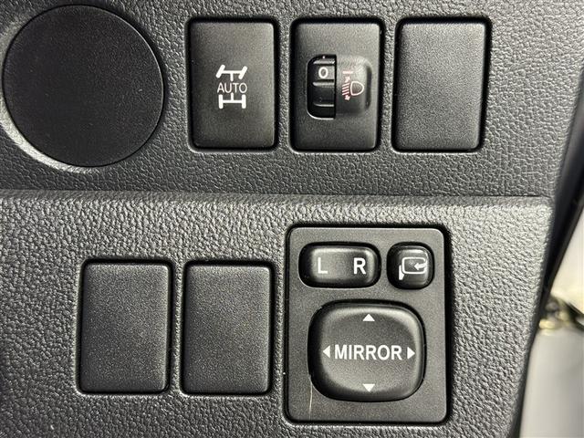 ラクティス X 4WD メモリーナビ バックカメラ ワンセグ アルミホイール キーレス(20枚目)