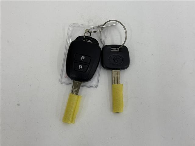 ラクティス X 4WD メモリーナビ バックカメラ ワンセグ アルミホイール キーレス(28枚目)