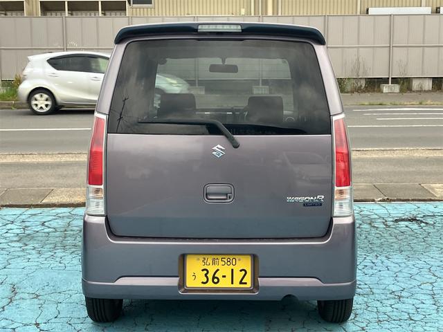 ワゴンＲ ＦＸ－Ｓリミテッド　４ＷＤ　スマートキー　電動格納ミラー　シートヒーター　ベンチシート　ＡＴ　盗難防止システム　ＣＤ　ＭＤ　アルミホイール　衝突安全ボディ　エアコン　パワーステアリング（14枚目）