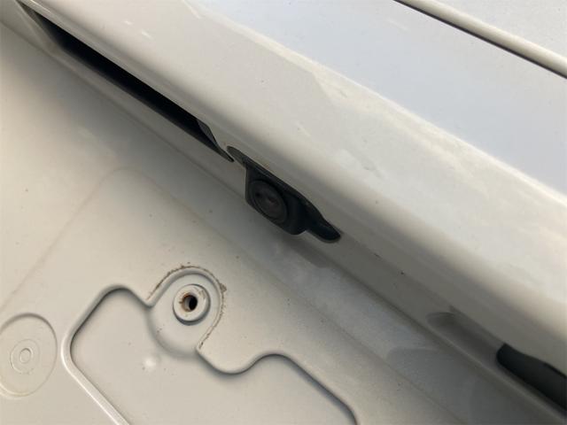 ヴェルファイア ２．４Ｚ　プラチナムセレクション　４ＷＤ　ＥＴＣ　バックカメラ　ナビ　クリアランスソナー　両側電動スライドドア　オートライト　ＨＩＤ　電動リアゲート　スマートキー　電動格納ミラー　３列シート　ＣＶＴ　アルミホイール　Ｂｌｕｅｔｏｏｔｈ（18枚目）