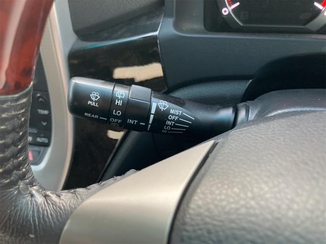 ヴェルファイア ２．４Ｚ　プラチナムセレクション　４ＷＤ　ＥＴＣ　バックカメラ　ナビ　クリアランスソナー　両側電動スライドドア　オートライト　ＨＩＤ　電動リアゲート　スマートキー　電動格納ミラー　３列シート　ＣＶＴ　アルミホイール　Ｂｌｕｅｔｏｏｔｈ（48枚目）