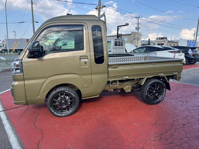 ハイゼットトラック ジャンボエクストラ　４ＷＤ　ＡＴ　マットタイヤ荷台しま板加工（4枚目）