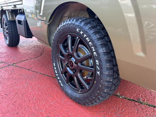 ハイゼットトラック ジャンボエクストラ　４ＷＤ　ＡＴ　マットタイヤ荷台しま板加工（6枚目）