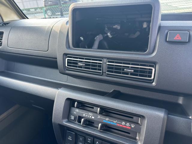 ハイゼットトラック ジャンボエクストラ　４ＷＤ　ＡＴ　マットタイヤ荷台しま板加工（14枚目）