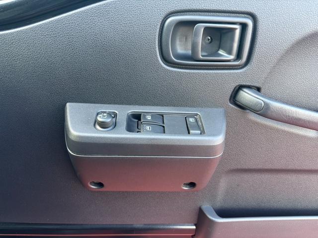 ハイゼットトラック ジャンボエクストラ　４ＷＤ　ＡＴ　シートカバー　ＬＥＤランプ（12枚目）