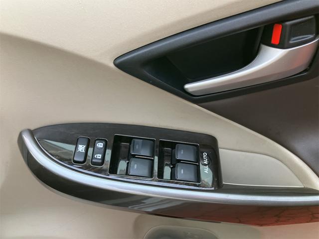 プリウス Sマイコーデ ETC モデリスタエアロ オートクルーズコントロール 全周囲カメラ アルミホイール オートライト HID CVT スマートキー 電動格納ミラー 盗難防止システム 衝突安全ボディ ABS ESC(12枚目)