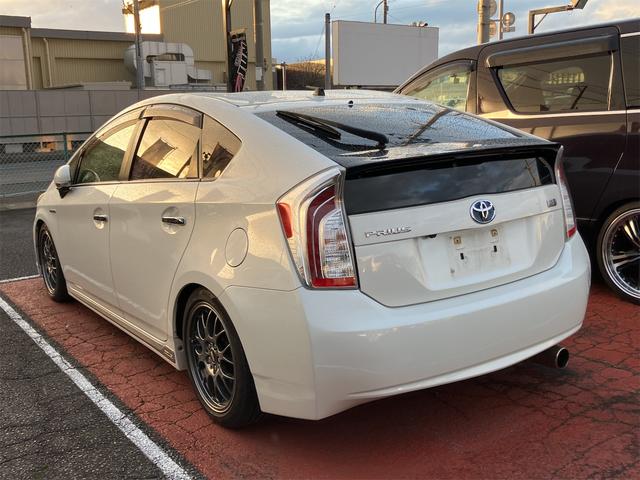 プリウス Sマイコーデ ETC モデリスタエアロ オートクルーズコントロール 全周囲カメラ アルミホイール オートライト HID CVT スマートキー 電動格納ミラー 盗難防止システム 衝突安全ボディ ABS ESC(18枚目)