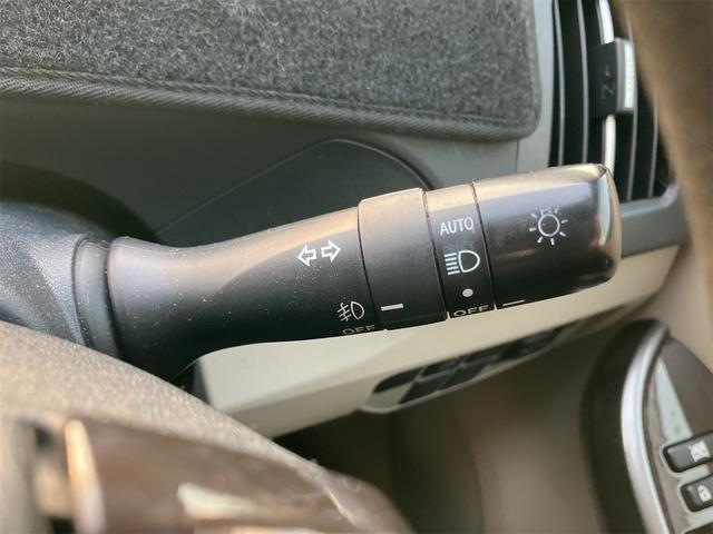 プリウス Sマイコーデ ETC モデリスタエアロ オートクルーズコントロール 全周囲カメラ アルミホイール オートライト HID CVT スマートキー 電動格納ミラー 盗難防止システム 衝突安全ボディ ABS ESC(22枚目)