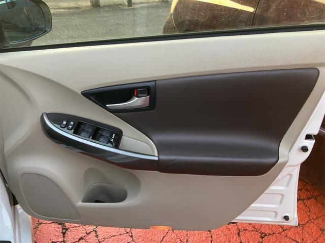 プリウス Sマイコーデ ETC モデリスタエアロ オートクルーズコントロール 全周囲カメラ アルミホイール オートライト HID CVT スマートキー 電動格納ミラー 盗難防止システム 衝突安全ボディ ABS ESC(23枚目)