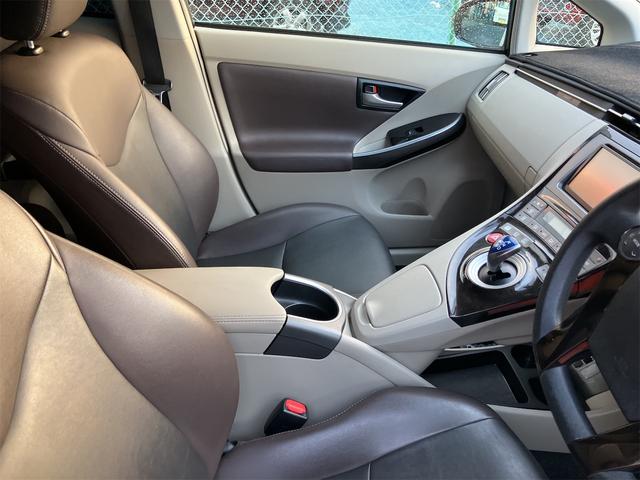 プリウス Sマイコーデ ETC モデリスタエアロ オートクルーズコントロール 全周囲カメラ アルミホイール オートライト HID CVT スマートキー 電動格納ミラー 盗難防止システム 衝突安全ボディ ABS ESC(37枚目)