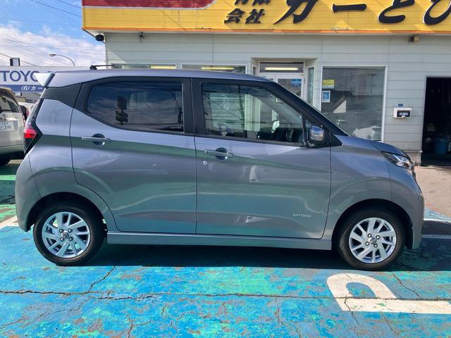 デイズ ハイウェイスター X 4WD ハイブリッド 誤発進抑制付エマージェンシーブレーキ 純正フルセグナビ バックカメラ LEDヘッドライト/フォグ 純正エンジンスターター 前席シートヒーター パーキングソナー ステリングスイッチ(3枚目)