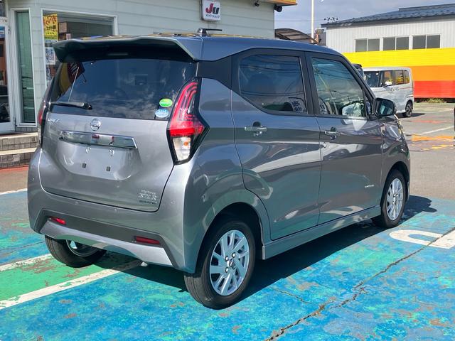 デイズ ハイウェイスター X 4WD ハイブリッド 誤発進抑制付エマージェンシーブレーキ 純正フルセグナビ バックカメラ LEDヘッドライト/フォグ 純正エンジンスターター 前席シートヒーター パーキングソナー ステリングスイッチ(6枚目)