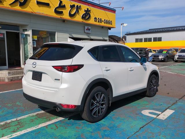 ＣＸ－５ ＸＤ　プロアクティブ　４ＷＤ　パワーバックドア　ハンドルヒーター　ヘッドアップディスプレイ　サイド／バックカメラ　シートメモリー　前席シートヒーター　パーキングソナー　ＵＳＢポート　フルセグ対応純正ナビ　Ｂｌｕｅｔｏｏｔｈ（5枚目）