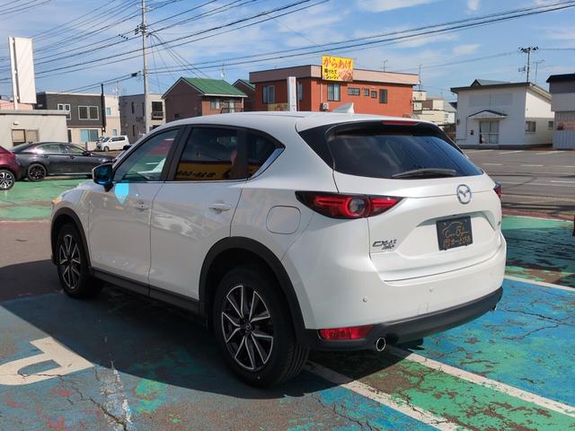 ＣＸ－５ ＸＤ　プロアクティブ　４ＷＤ　パワーバックドア　ハンドルヒーター　ヘッドアップディスプレイ　サイド／バックカメラ　シートメモリー　前席シートヒーター　パーキングソナー　ＵＳＢポート　フルセグ対応純正ナビ　Ｂｌｕｅｔｏｏｔｈ（7枚目）