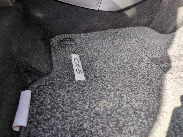 ＣＸ－５ ＸＤ　プロアクティブ　４ＷＤ　パワーバックドア　ハンドルヒーター　ヘッドアップディスプレイ　サイド／バックカメラ　シートメモリー　前席シートヒーター　パーキングソナー　ＵＳＢポート　フルセグ対応純正ナビ　Ｂｌｕｅｔｏｏｔｈ（37枚目）