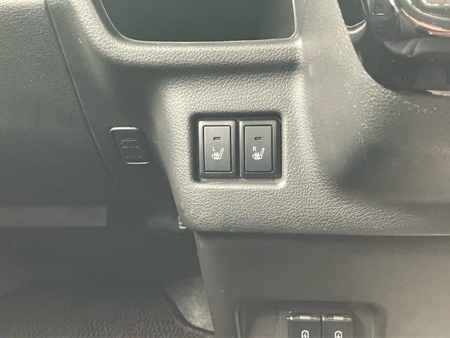 スペーシアカスタム ハイブリッドＸＳ　４ＷＤ　デュアルカメラブレーキサポート　両側電動スライドドア　ＬＥＤヘッドライト／フォグ　ハーフレザーシート　純正１５インチアルミホイール　追従式クルーズコントロール　前席シートヒーター　バックカメラ（14枚目）