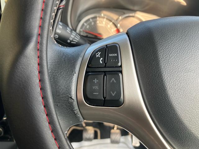 ジムニー ランドベンチャー　４ＷＤ　５速マニュアル　オプションカラー　特別仕様車　ハーフレザーシート　フルセグナビ　シートヒーター　ミラーヒーター　背面タイヤハードカバー　純正１６インチアルミホイール　クロムメッキバンパーカバー（29枚目）