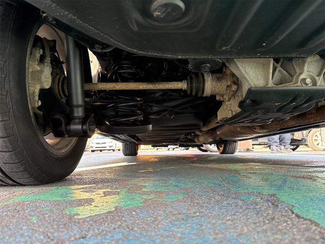 ヴォクシー ZS 煌II 4WD 8人乗り トヨタセーフティセンス 両側パワースライドドア LEDヘッドライト/フォグ オートハイビーム ナビ Bluetooth バックカメラ 純正16インチアルミ フロントワイパーデアイサー(22枚目)