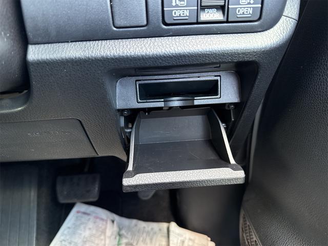 ヴォクシー ZS 煌II 4WD 8人乗り トヨタセーフティセンス 両側パワースライドドア LEDヘッドライト/フォグ オートハイビーム ナビ Bluetooth バックカメラ 純正16インチアルミ フロントワイパーデアイサー(44枚目)