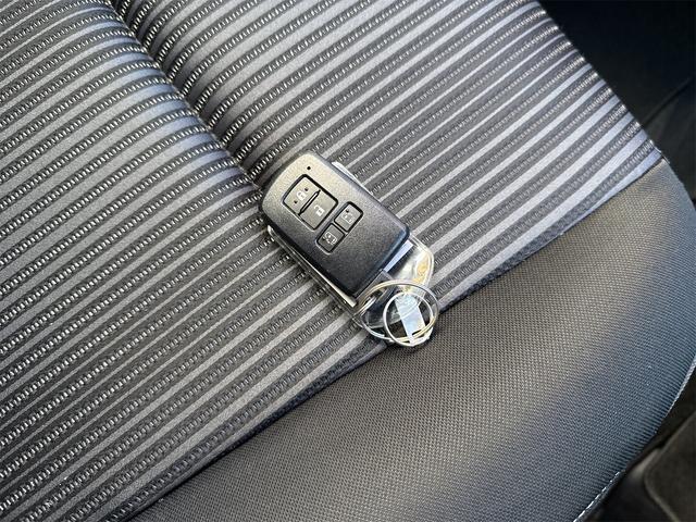 ヴォクシー ZS 煌II 4WD 8人乗り トヨタセーフティセンス 両側パワースライドドア LEDヘッドライト/フォグ オートハイビーム ナビ Bluetooth バックカメラ 純正16インチアルミ フロントワイパーデアイサー(53枚目)