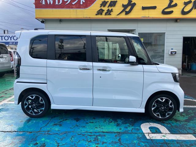 Ｎ－ＢＯＸカスタム Ｇ・Ｌターボホンダセンシング　４ＷＤ　９インチナビ　バックカメラ　純正スターター　ＥＴＣ２．０　ハーフレザーシート　両側電動スライドドア　パドルシフト　クルーズコントロール　ＬＥＤヘッドライト／フォグ　シーケンシャルウィンカー（3枚目）