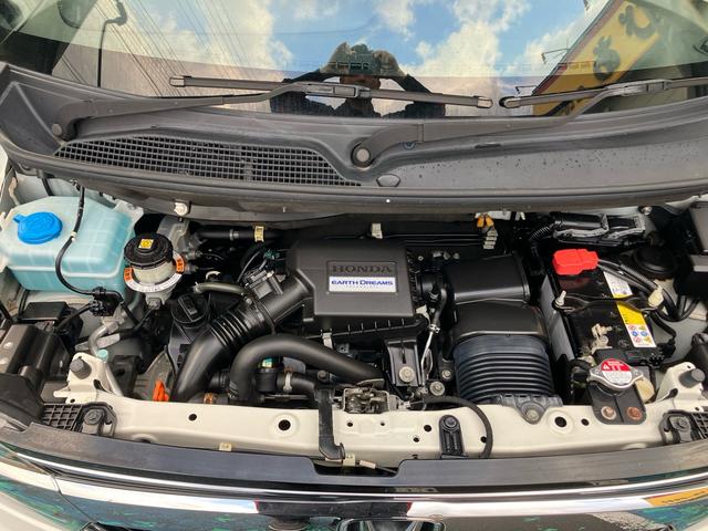 Ｎ－ＢＯＸカスタム Ｇ・Ｌターボホンダセンシング　４ＷＤ　９インチナビ　バックカメラ　純正スターター　ＥＴＣ２．０　ハーフレザーシート　両側電動スライドドア　パドルシフト　クルーズコントロール　ＬＥＤヘッドライト／フォグ　シーケンシャルウィンカー（24枚目）