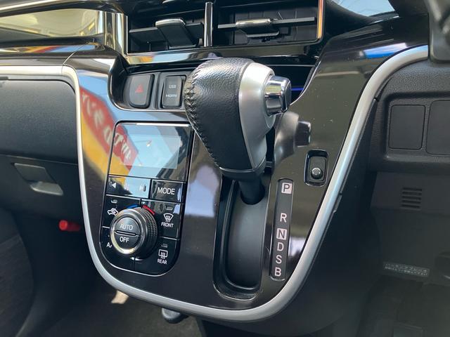 ムーヴ カスタム RS ハイパーSAIII 4WD ターボ LEDヘッドライト/フォグ/アクセサリーライナー ハーフレザーシート 純正フルセグナビ Bluetooth バックカメラ 純正エンジンスターター シートヒーター 純正15インチアルミ(10枚目)