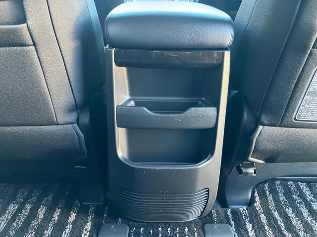 ヴェルファイアハイブリッド ZR 4WD 純正フルセグナビ Bluetooth フリップダウンモニター バックカメラ ETC キャプテンシート パワーシート 両側パワースライドドア クルーズコントロール オットマン パーキングソナー(48枚目)