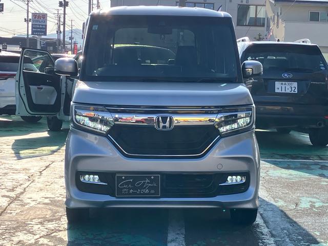 Ｎ－ＢＯＸカスタム Ｇ・ＥＸターボホンダセンシング　４ＷＤ　助手席スーパースライドシート　純正フルセグナビ　バックカメラ　両側パワースライドドア　ハーフレザーシート　パドルシフト　追従式クルーズコントロール　ＬＥＤヘッドライト　純正１５インチアルミ（3枚目）