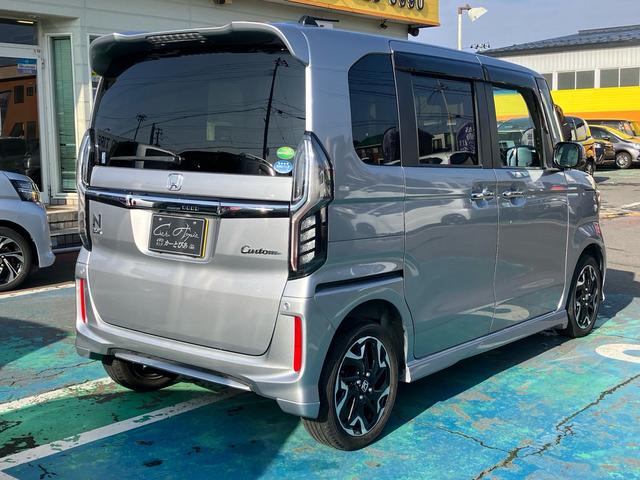 Ｎ－ＢＯＸカスタム Ｇ・ＥＸターボホンダセンシング　４ＷＤ　助手席スーパースライドシート　純正フルセグナビ　バックカメラ　両側パワースライドドア　ハーフレザーシート　パドルシフト　追従式クルーズコントロール　ＬＥＤヘッドライト　純正１５インチアルミ（9枚目）