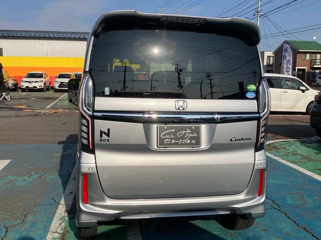 Ｎ－ＢＯＸカスタム Ｇ・ＥＸターボホンダセンシング　４ＷＤ　助手席スーパースライドシート　純正フルセグナビ　バックカメラ　両側パワースライドドア　ハーフレザーシート　パドルシフト　追従式クルーズコントロール　ＬＥＤヘッドライト　純正１５インチアルミ（10枚目）