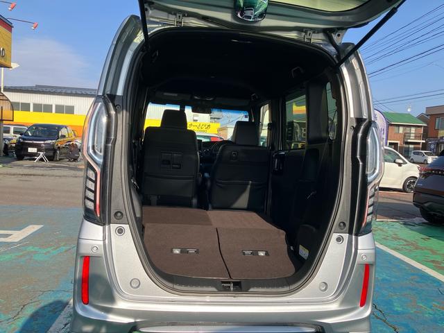 Ｎ－ＢＯＸカスタム Ｇ・ＥＸターボホンダセンシング　４ＷＤ　助手席スーパースライドシート　純正フルセグナビ　バックカメラ　両側パワースライドドア　ハーフレザーシート　パドルシフト　追従式クルーズコントロール　ＬＥＤヘッドライト　純正１５インチアルミ（14枚目）