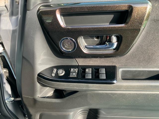 Ｎ－ＢＯＸカスタム Ｇ・ＥＸターボホンダセンシング　４ＷＤ　助手席スーパースライドシート　純正フルセグナビ　バックカメラ　両側パワースライドドア　ハーフレザーシート　パドルシフト　追従式クルーズコントロール　ＬＥＤヘッドライト　純正１５インチアルミ（50枚目）