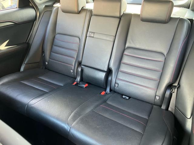 NX NX300h Fスポーツ 4WD ハイブリッド 純正フルセグナビ バックカメラ ステアリングヒーター 本革シート パワーバックドア シートヒーター/クーラー パワーシート パドルシフト クルーズコントロール ブレーキホールド(8枚目)