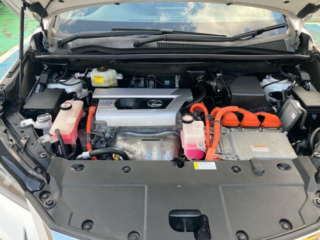 NX NX300h Fスポーツ 4WD ハイブリッド 純正フルセグナビ バックカメラ ステアリングヒーター 本革シート パワーバックドア シートヒーター/クーラー パワーシート パドルシフト クルーズコントロール ブレーキホールド(23枚目)