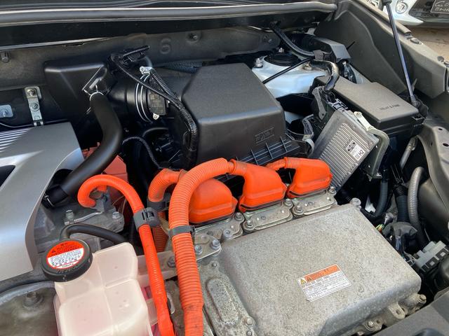 NX NX300h Fスポーツ 4WD ハイブリッド 純正フルセグナビ バックカメラ ステアリングヒーター 本革シート パワーバックドア シートヒーター/クーラー パワーシート パドルシフト クルーズコントロール ブレーキホールド(26枚目)