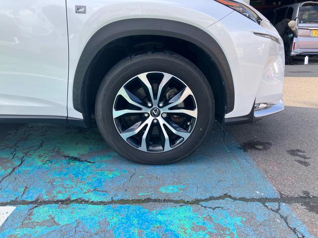 NX NX300h Fスポーツ 4WD ハイブリッド 純正フルセグナビ バックカメラ ステアリングヒーター 本革シート パワーバックドア シートヒーター/クーラー パワーシート パドルシフト クルーズコントロール ブレーキホールド(27枚目)