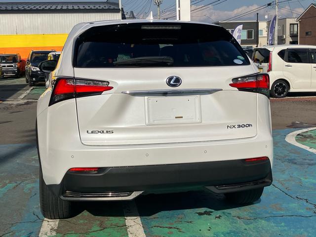 NX NX300h Fスポーツ 4WD ハイブリッド 純正フルセグナビ バックカメラ ステアリングヒーター 本革シート パワーバックドア シートヒーター/クーラー パワーシート パドルシフト クルーズコントロール ブレーキホールド(35枚目)