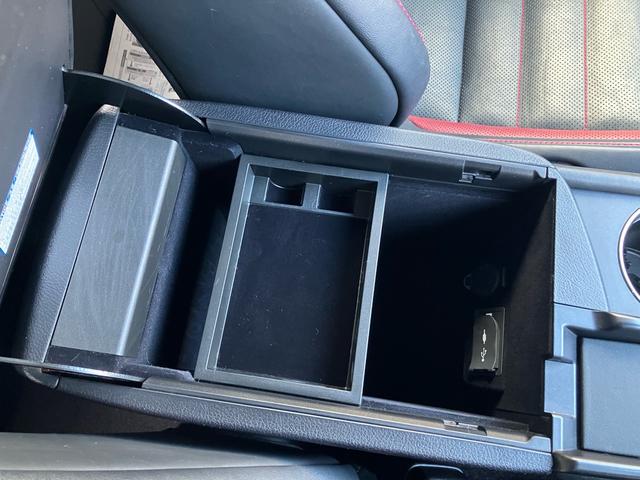 NX NX300h Fスポーツ 4WD ハイブリッド 純正フルセグナビ バックカメラ ステアリングヒーター 本革シート パワーバックドア シートヒーター/クーラー パワーシート パドルシフト クルーズコントロール ブレーキホールド(50枚目)