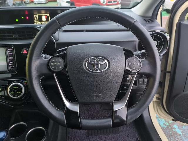 アクア クロスオーバー ハイブリッド ハーフレザーシート フルセグ対応純正ナビ Bluetooth バックカメラ ワイパーデアイサー ETC ステアリングスイッチ フォグ クリアランスソナー 先行車発進 オートハイビーム(11枚目)