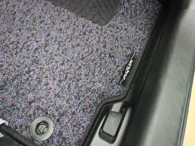 アクア クロスオーバー ハイブリッド ハーフレザーシート フルセグ対応純正ナビ Bluetooth バックカメラ ワイパーデアイサー ETC ステアリングスイッチ フォグ クリアランスソナー 先行車発進 オートハイビーム(31枚目)
