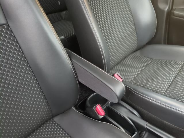 アクア クロスオーバー ハイブリッド ハーフレザーシート フルセグ対応純正ナビ Bluetooth バックカメラ ワイパーデアイサー ETC ステアリングスイッチ フォグ クリアランスソナー 先行車発進 オートハイビーム(32枚目)