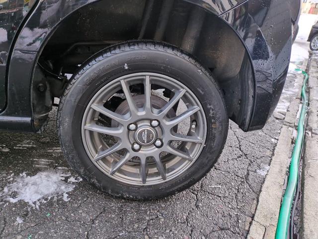 N-BOX G 4WD 前列調節機能付きシートヒーター 社外エンジンスターター バックカメラ 純正ナビ Bluetooth 横滑り防止 アイドリングストップ UVカットガラス スマートキー チップアップ式リアシート(32枚目)