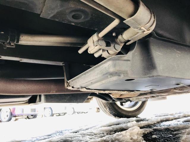 2.4Z プラチナムセレクション 4WD パワーバックドア 両側電動スライドドア ナビフルセグTV バックカメラ エンジンスターター ETC 関東仕入れ アルミホイール付き夏冬タイヤセット 新品バッテリー 夏冬ワイパー付き(6枚目)