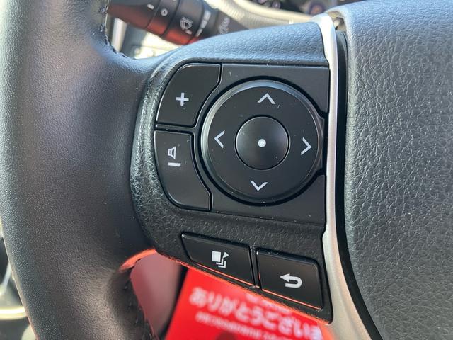 ヴォクシー ＺＳ　煌　４ＷＤ　エンジンスターター　Ｔコネクトナビ　リヤモニター　車高調　スマートキー＆プッシュスタート　Ｗエアコン　ＬＥＤヘッドライト　横滑り防止　アイドリングストップ（16枚目）