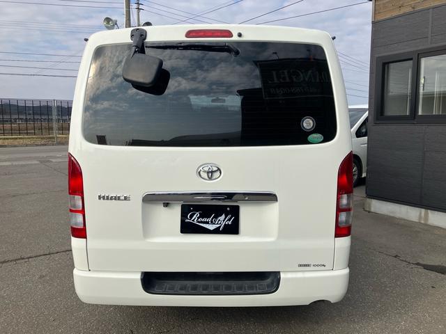 ハイエースバン ロングＤＸ　４ＷＤ　フロントスポイラー　３（６）人乗り　電動格納ドアミラー　キーレス　タイミングベルト交換済み　同色バンパー　ナビＴＶ　バックカメラ　ＥＴＣ　記録簿（13枚目）