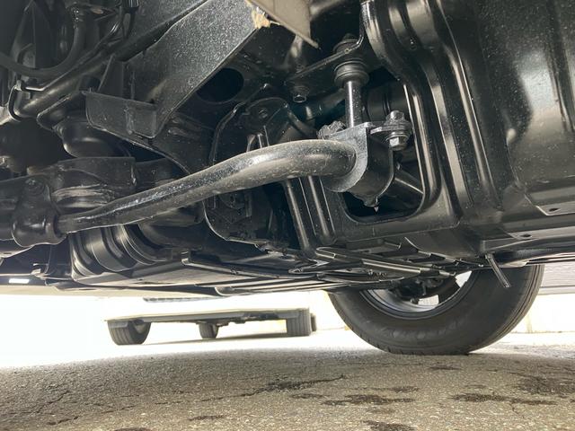 ハイエースバン ロングＤＸ　４ＷＤ　フロントスポイラー　３（６）人乗り　電動格納ドアミラー　キーレス　タイミングベルト交換済み　同色バンパー　ナビＴＶ　バックカメラ　ＥＴＣ　記録簿（18枚目）