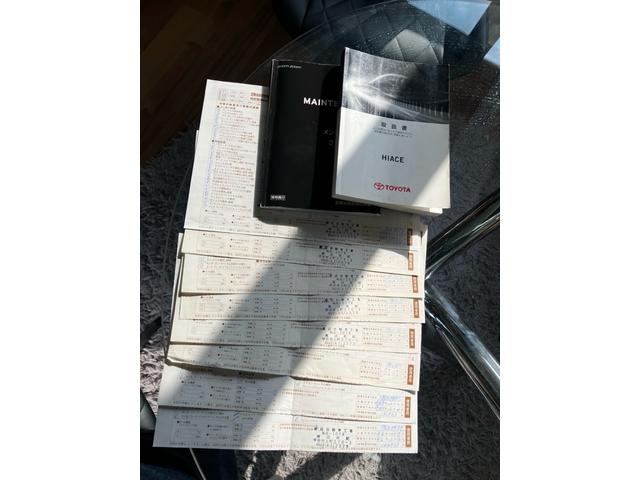 ハイエースバン ロングＤＸ　４ＷＤ　フロントスポイラー　３（６）人乗り　電動格納ドアミラー　キーレス　タイミングベルト交換済み　同色バンパー　ナビＴＶ　バックカメラ　ＥＴＣ　記録簿（19枚目）